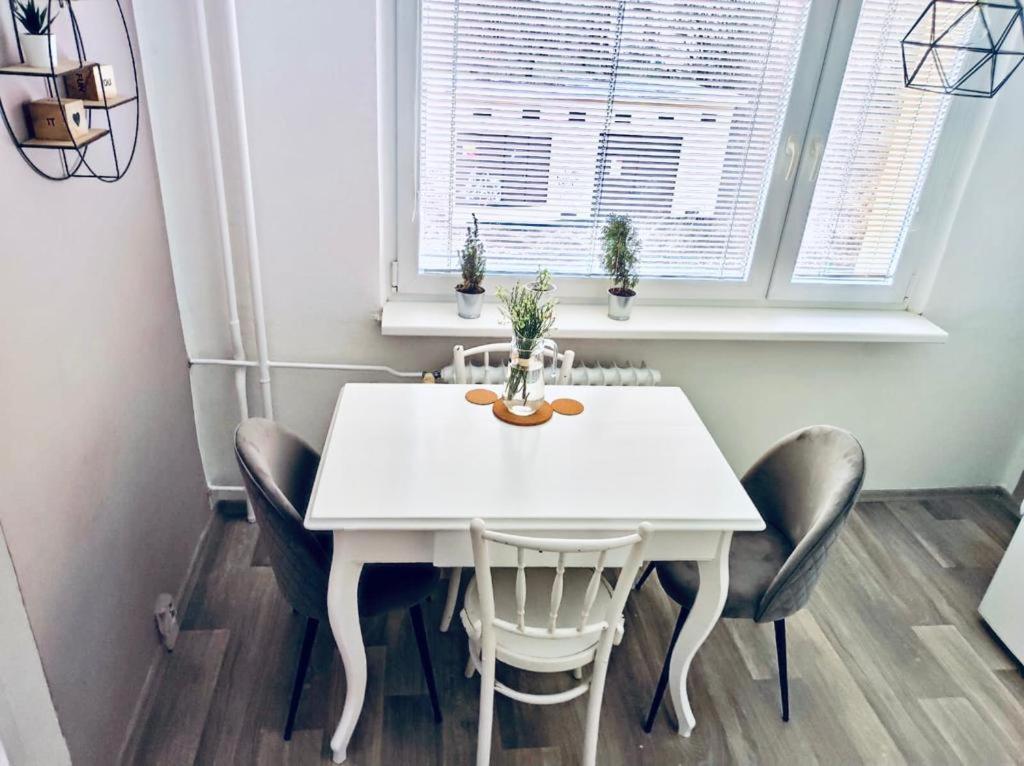 Apartman Domov Ντέτσιν Εξωτερικό φωτογραφία