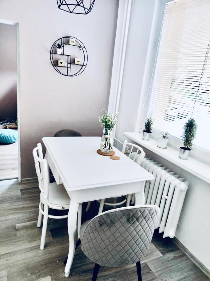 Apartman Domov Ντέτσιν Εξωτερικό φωτογραφία