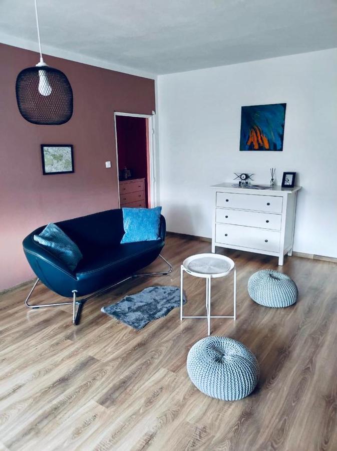 Apartman Domov Ντέτσιν Εξωτερικό φωτογραφία