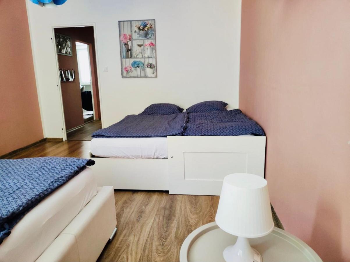 Apartman Domov Ντέτσιν Εξωτερικό φωτογραφία